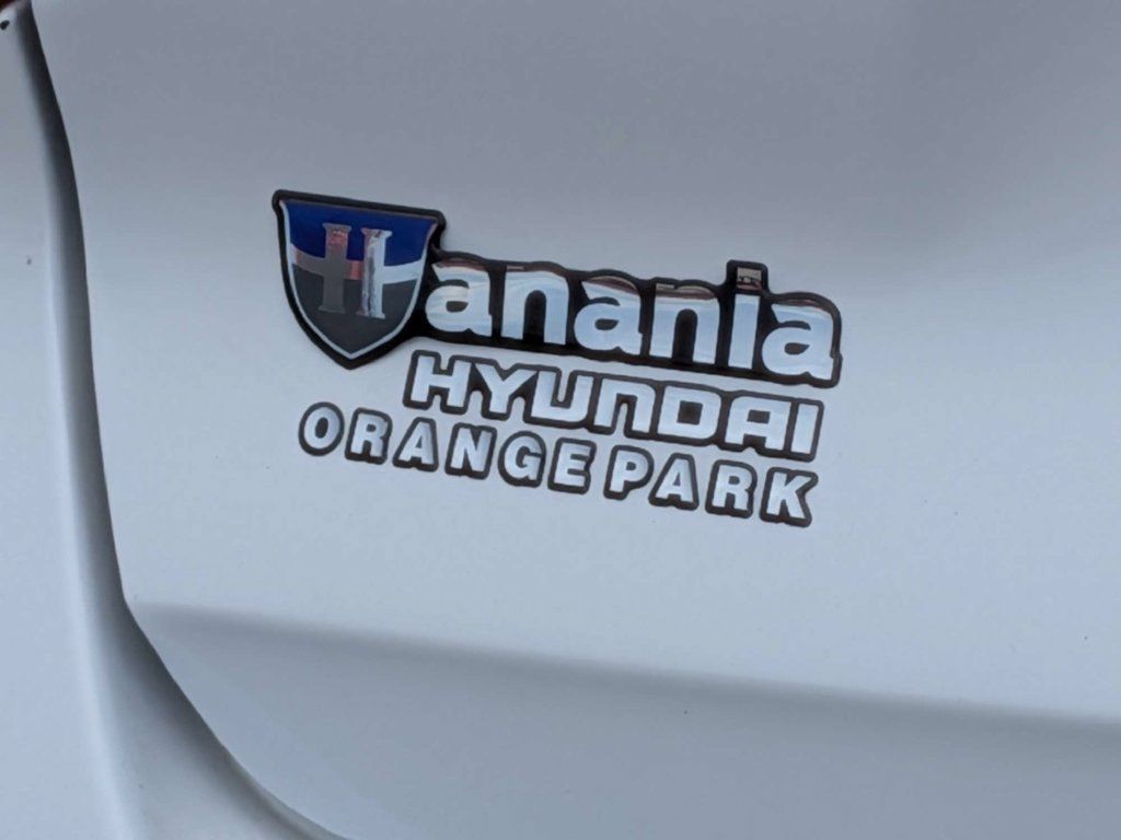 Used 2024 Hyundai Palisade SEL FWD image 14