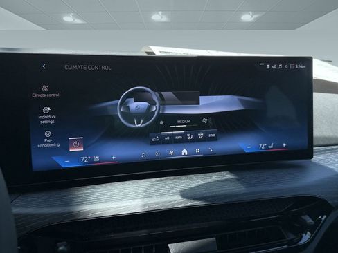 New 2025 BMW 230i Coupe w/ M Sport Package image 28