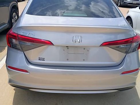 Used 2024 Honda Civic LX image 5