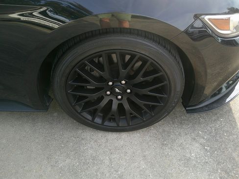 Used 2016 Ford Mustang GT w/ Black Accent Package image 7