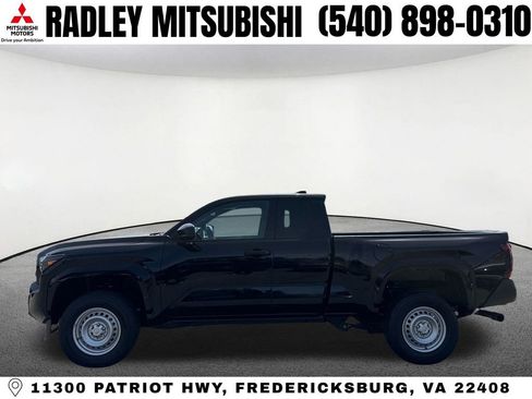 Used 2024 Toyota Tacoma SR image 14