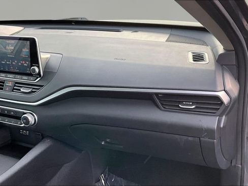 Used 2020 Nissan Altima 2.5 S image 18