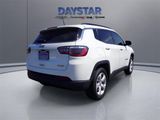 Used 2019 Jeep Compass Latitude image 4