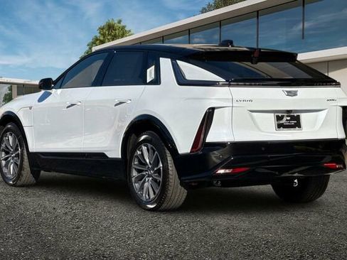 New 2026 Cadillac Lyriq Sport image 6