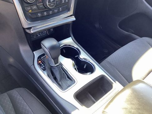 Used 2018 Jeep Grand Cherokee Laredo image 16