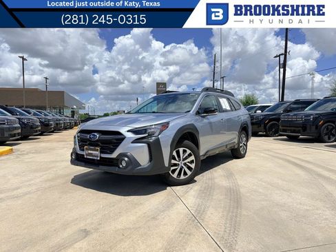 Used 2025 Subaru Outback Premium AWD/4WD image 1
