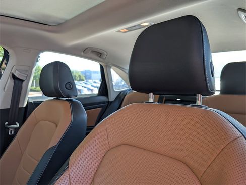 Used 2023 Volkswagen Jetta SEL image 11