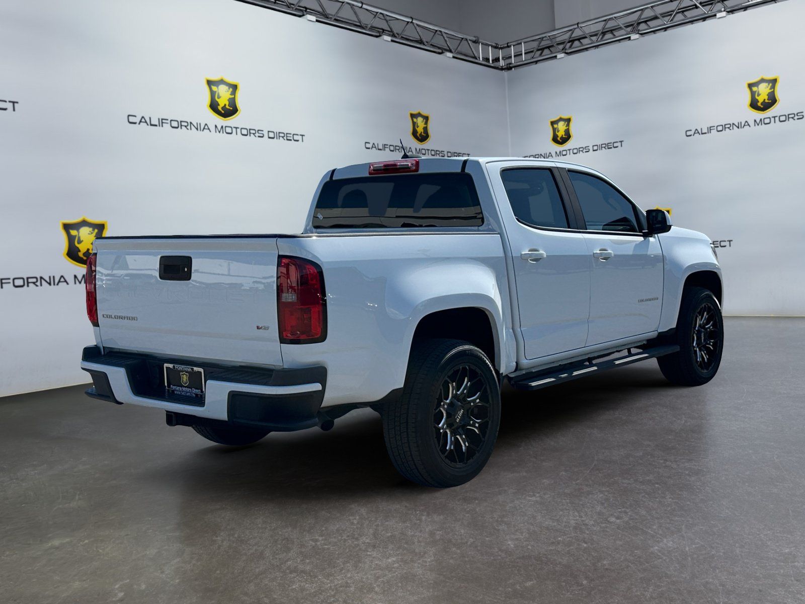 Used 2022 Chevrolet Colorado W/T w/ Custom Special Edition RWD image 5