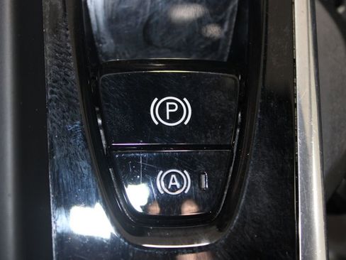 Used 2024 Volvo S60 B5 Core FWD image 43