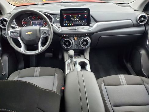 Certified 2023 Chevrolet Blazer LT w/ Convenience Package image 16