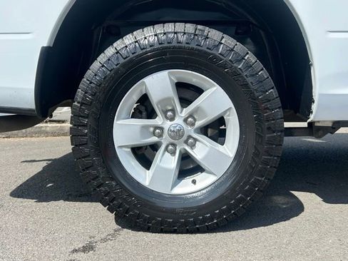 Used 2020 RAM 1500 Tradesman w/ Chrome Plus Package AWD/4WD image 9