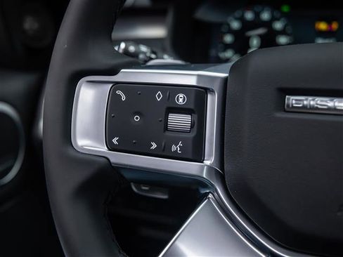 New 2026 Land Rover Discovery Limited Edition AWD/4WD image 21