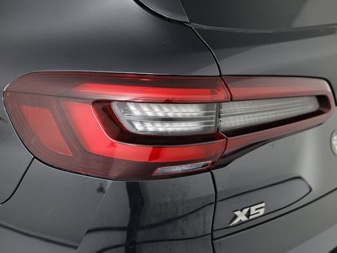 Used 2023 BMW X5 M50i w/ Climate Comfort Package image 13