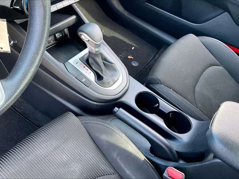 Used 2019 Kia Forte LXS image 14