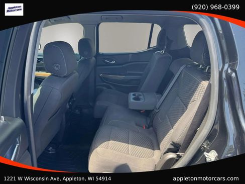 Used 2017 GMC Acadia SLE AWD/4WD image 32