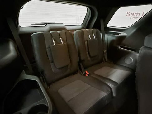 Used 2016 Ford Explorer XLT w/ Equipment Group 201A FWD image 25