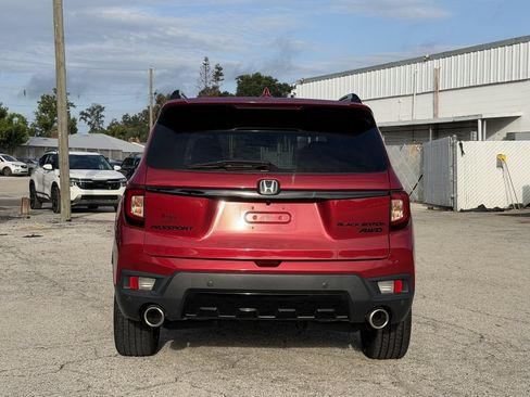 Used 2024 Honda Passport Black Edition image 6