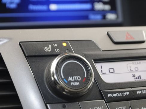 Used 2016 Honda Odyssey Touring image 8