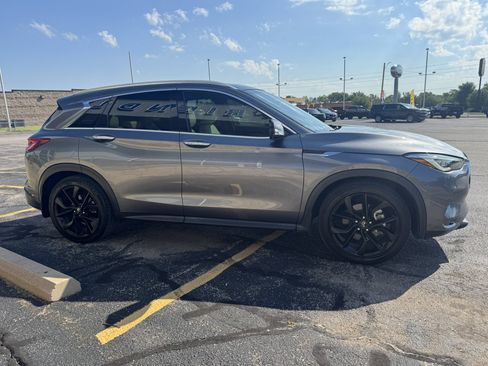 Used 2021 INFINITI QX50 Autograph w/ Premium White Leather Package FWD image 9