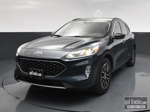 Used 2022 Ford Escape SEL w/ Technology Package FWD image 48