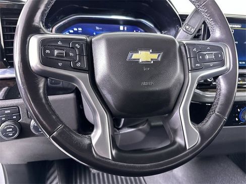Used 2022 Chevrolet Silverado 1500 LT image 11
