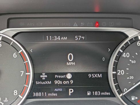 Used 2025 Nissan Rogue SV image 30