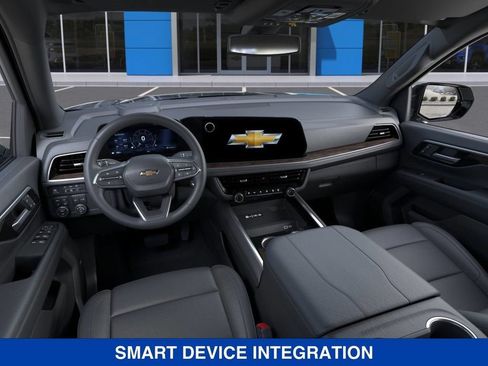 New 2026 Chevrolet Suburban LT w/ Comfort Package AWD/4WD image 16