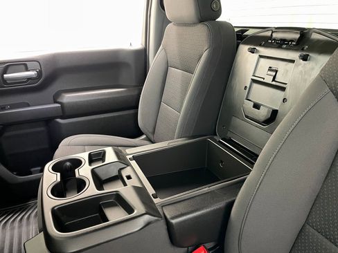 Used 2025 Chevrolet Silverado 1500 W/T w/ WT Value Package image 29