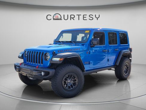 Used 2023 Jeep Wrangler Unlimited Rubicon w/ Xtreme 35 Tire Package AWD/4WD image 1