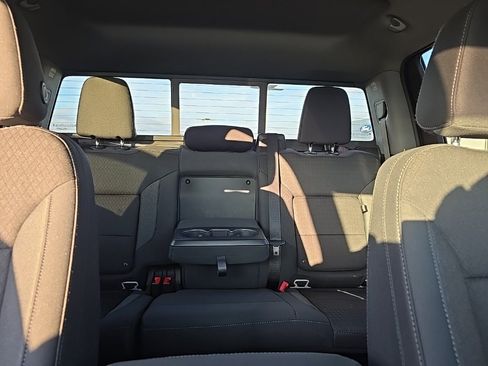 Used 2024 GMC Sierra 3500 SLE w/ SLE Value Package image 40