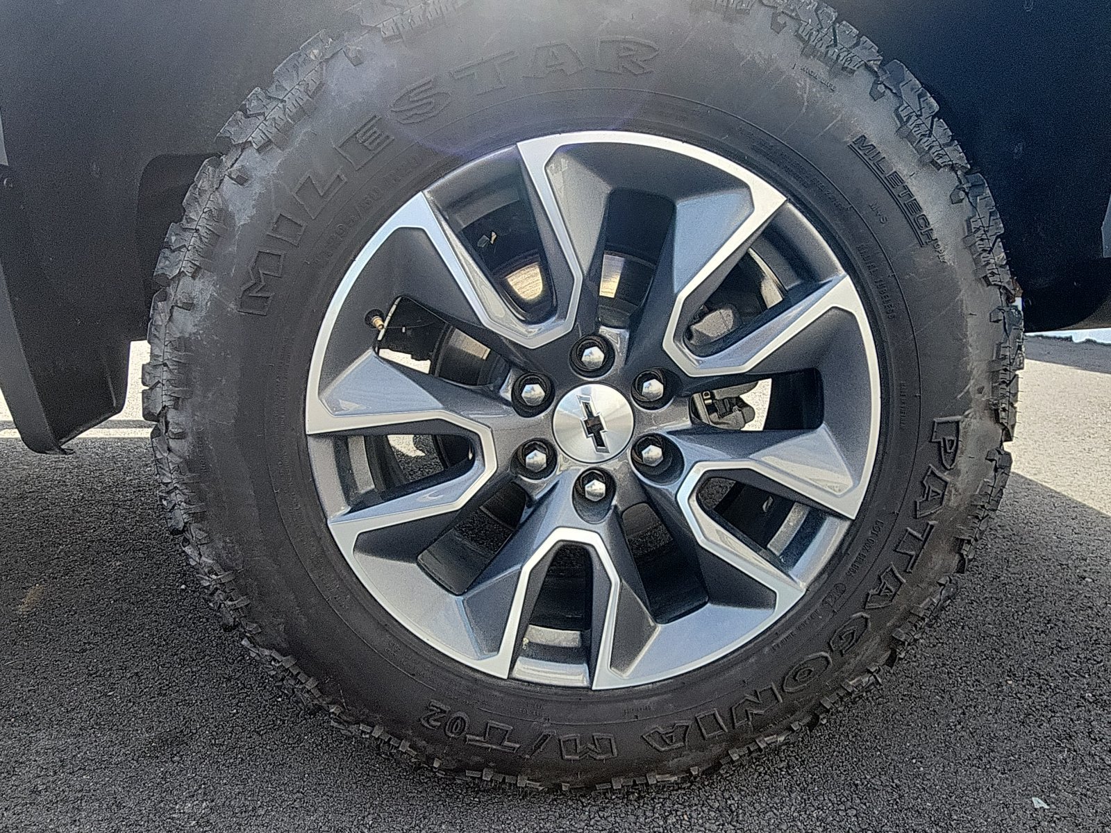 Used 2020 Chevrolet Silverado 1500 RST AWD/4WD image 9