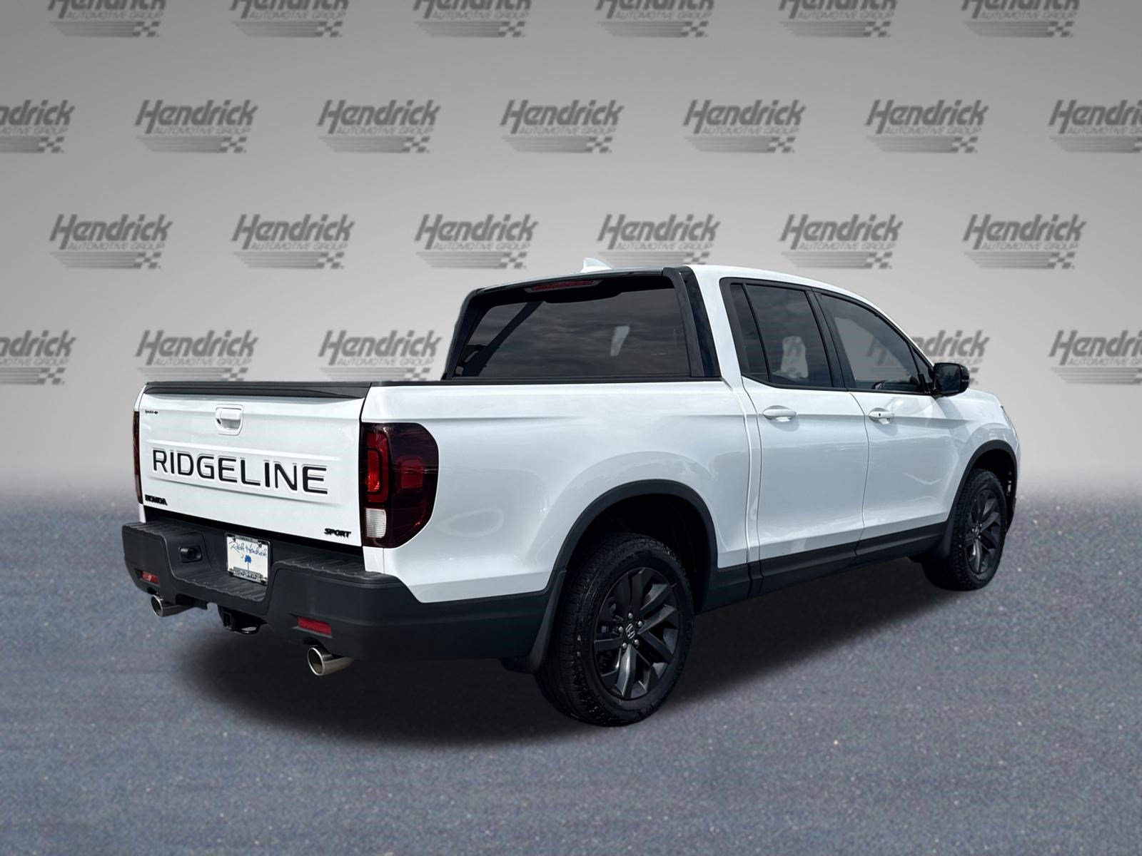 Used 2024 Honda Ridgeline Sport image 10