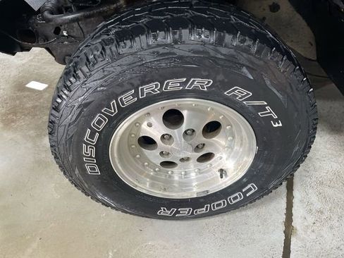 Used 1997 Jeep Wrangler Sahara image 10