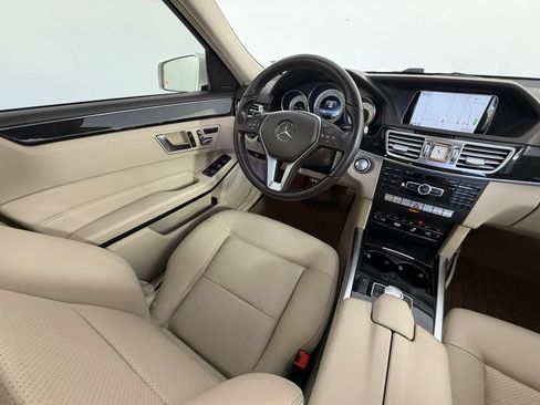 Used 2014 Mercedes-Benz E 250 BlueTEC 4MATIC Sedan image 29