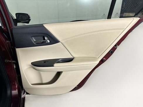 Used 2013 Honda Accord EX-L image 30