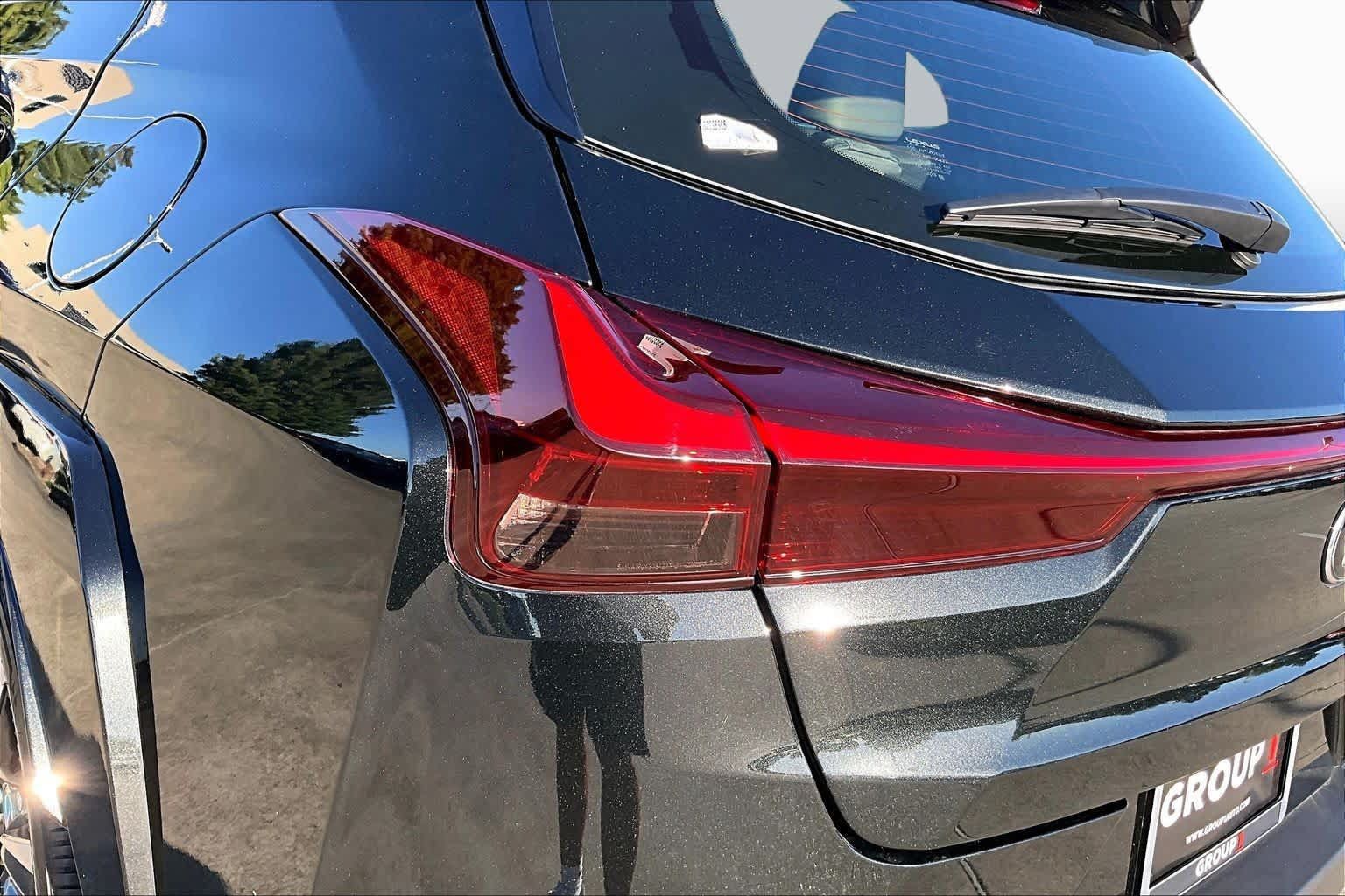 Used 2025 Lexus UX 300h FWD w/ Accessory Package (Z1) image 26