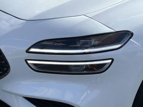 Used 2025 Genesis G70 2.5T w/ Sport Prestige Package image 14