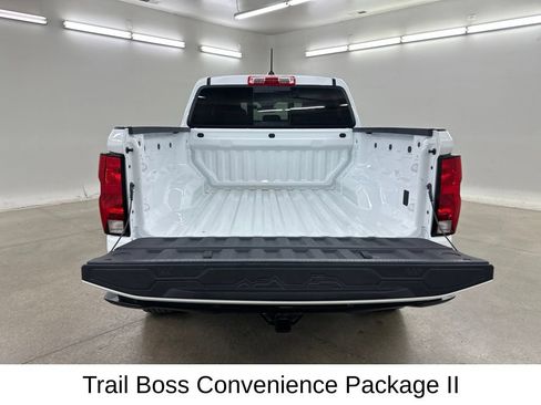 Used 2024 Chevrolet Colorado Trail Boss w/ Advanced Trailering Package AWD/4WD image 18