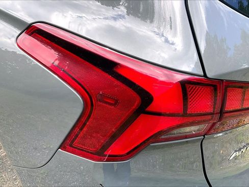 Used 2023 Hyundai Santa Fe SEL w/ Premium Package FWD image 29