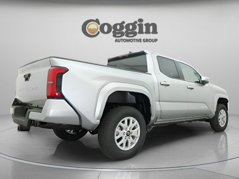 New 2026 Toyota Tacoma SR5 AWD/4WD image 21