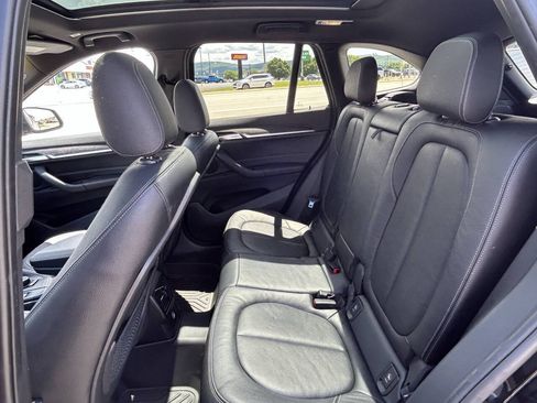 Used 2017 BMW X1 xDrive28i AWD/4WD image 18