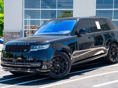 Used 2023 Land Rover Range Rover Long Wheelbase Autobiography AWD/4WD image 2