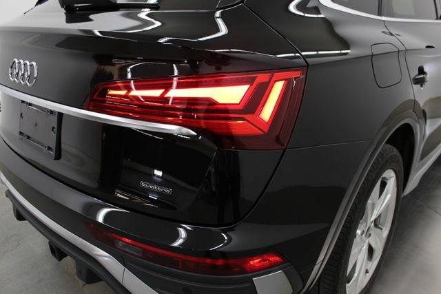 Used 2023 Audi Q5 2.0T Premium Plus w/ Premium Plus Package AWD/4WD image 52