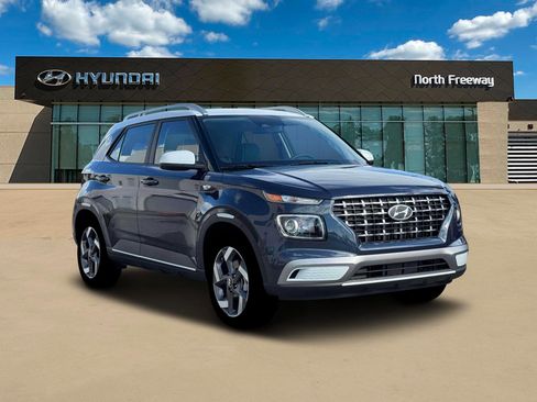 New 2026 Hyundai Venue SEL image 11