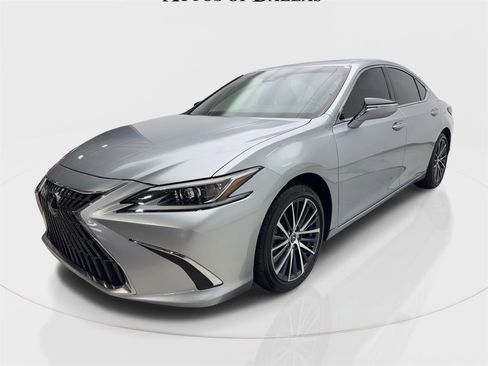 Used 2022 Lexus ES 350 w/ Premium Package image 2
