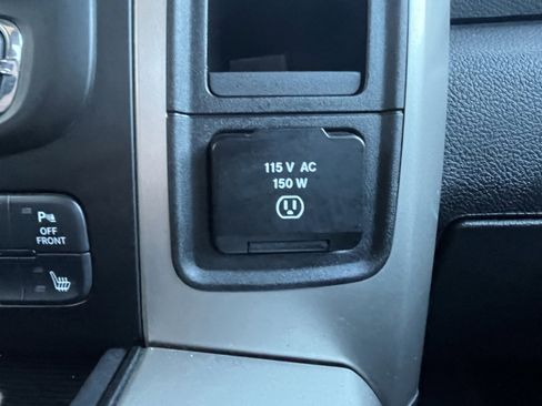 Used 2017 RAM 1500 Big Horn image 17