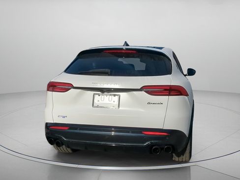 Used 2025 Maserati Grecale Modena image 25