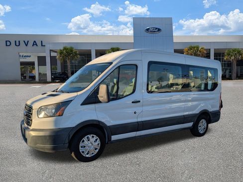 Used 2018 Ford Transit 350 XL image 8