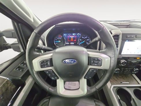 Used 2019 Ford F250 Lariat w/ Lariat Ultimate Package image 12