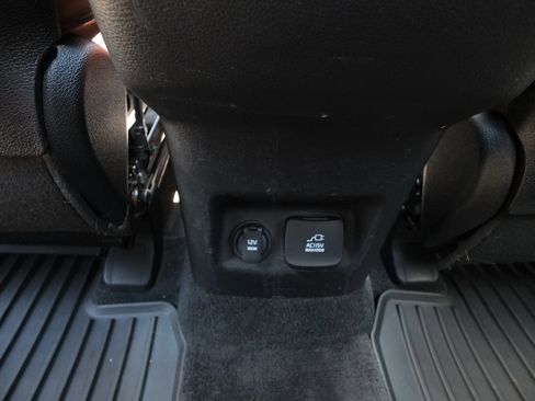 Used 2025 Kia Telluride SX Prestige X-Pro AWD/4WD image 19